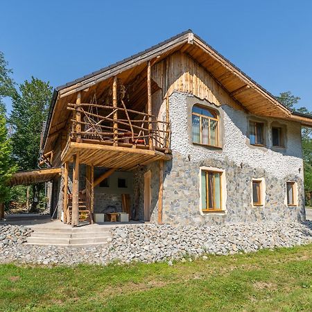 Viewtopia The Secret Land Valea Draganului Exterior photo